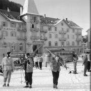 persone (Positivo) di Groth-Schmachtenberger, Erika (1951/01/01 - 1951/12/31)