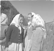 persone (Positivo) di Groth-Schmachtenberger, Erika (1954/01/01 - 1954/12/31)