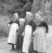 persone (Positivo) di Groth-Schmachtenberger, Erika (1937/01/01 - 1937/12/31)