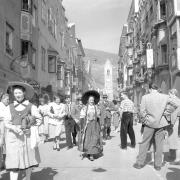 persone (Positivo) di Groth-Schmachtenberger, Erika (1954/01/01 - 1954/12/31)