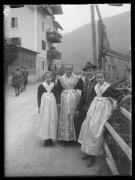 Familienbild (Positivo) di Ellmenreich, Albert (1918/04/42 - 1918/04/42)