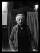 ritratto di donna (Positivo) di Ellmenreich, Albert (1934/01/01 - 1934/12/31)