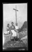 Gruppenbild (Positivo) di Pokorny, Bruno (1925/01/01 - 1946/12/31)