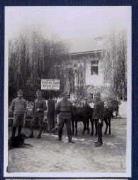 Gesellschaftsbild (Positivo) di Ellmenreich, Albert (1917/09/01 - 1917/09/93)