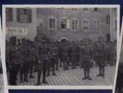 Gesellschaftsbild (Positivo) di Ellmenreich, Albert (1918/04/08 - 1918/04/08)