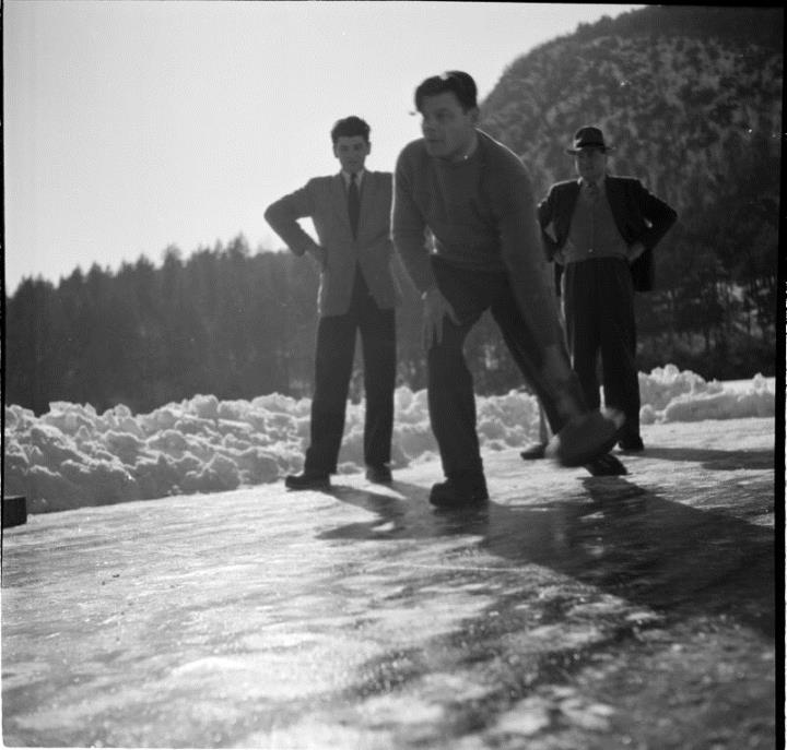 lago (Positivo) di Foto Hermann Frass, Bozen,Hermann Frass (1952/01/01 - 1952/01/31)