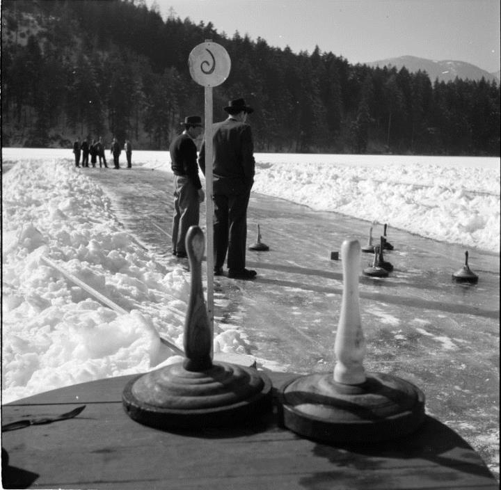 lago (Positivo) di Foto Hermann Frass, Bozen,Hermann Frass (1952/01/01 - 1952/01/31)
