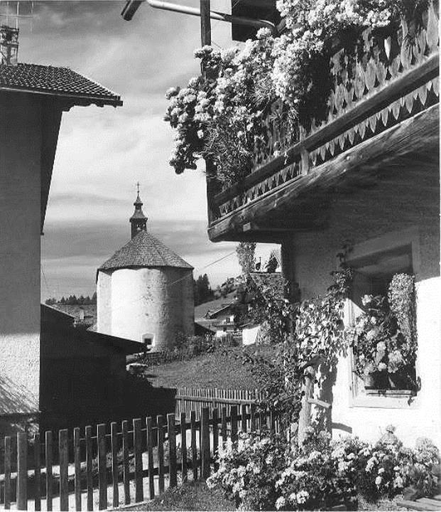 Bauernhof Gsies (Positivo) di Foto Elisabeth Fuchs-Hauffen, Überlingen/Bodensee,Fuchs-Hauffen, Elisabeth (1973/07/01 - 1973/07/31)