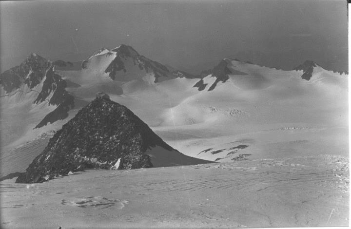rifugio (Positivo) di Foto Fränzl (1920/01/01 - 1944/12/31)