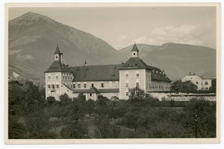 Palazzo Vescovile (Positivo) di R. Largajolli (1931/01/01 - 1931/12/31)