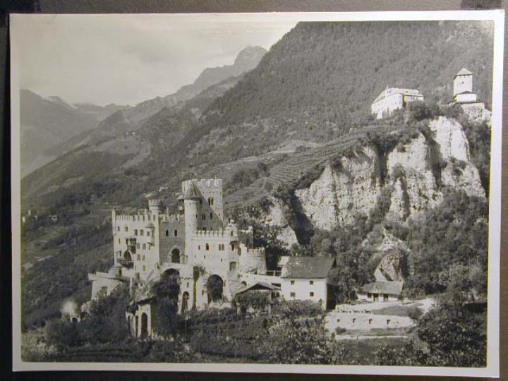 Burg und Schloß (Positivo) di Bährendt, Leo (1950/01/01 - 1950/12/31)